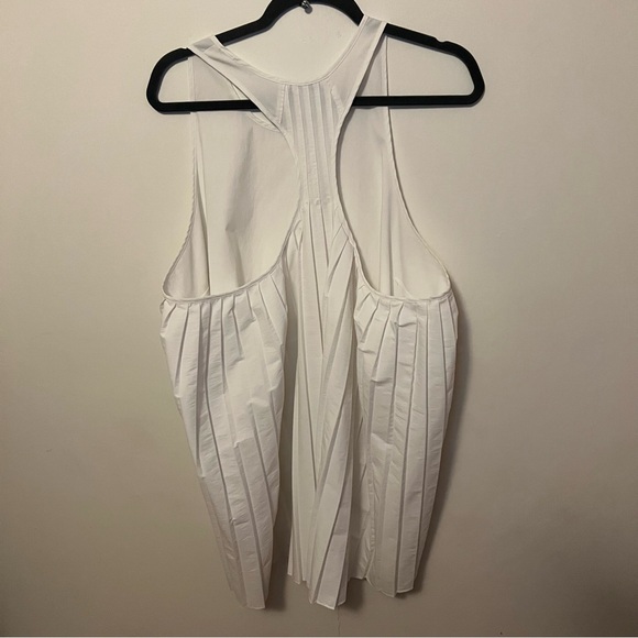 ATHLETA SWING FORWARD TOPS - Picture 7 of 8